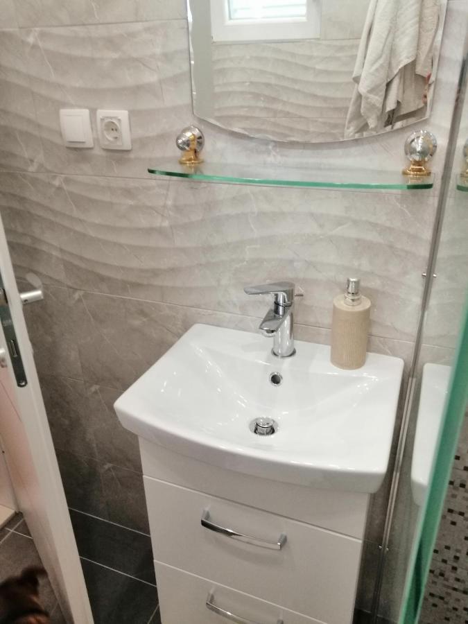 Baška VodaApartman Ivoアパートメント エクステリア 写真