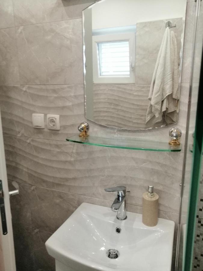 Baška VodaApartman Ivoアパートメント エクステリア 写真